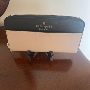 Kate Spade Leather Wallet